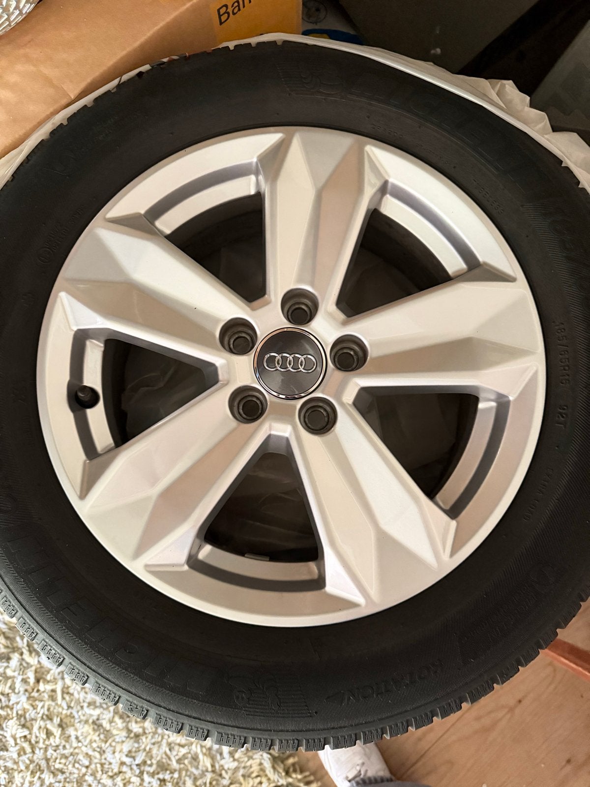 Gebruikte Banden en Velgen voor Audi A1, 4 stuks, Auto-onderdelen, Overige Auto-onderdelen, Ophalen