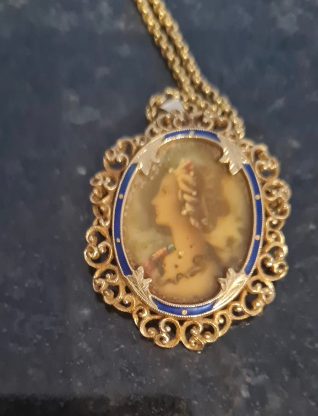 Camee hangers zonder kettingen, Sieraden, Tassen en Uiterlijk, Kettingen, Ophalen of Verzenden, Zo goed als nieuw, Goud, Overige materialen