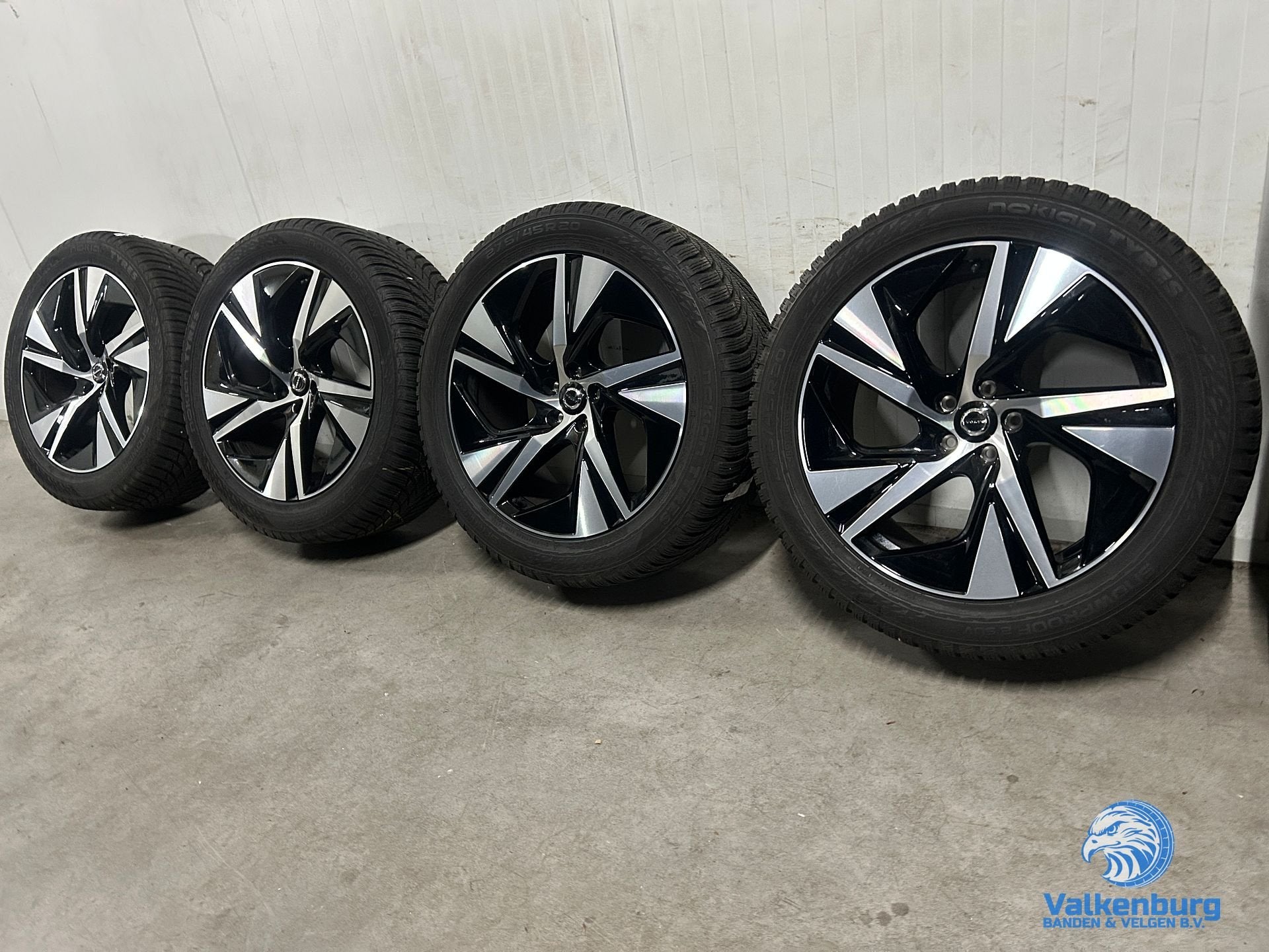 8mm! Originele Volvo XC90 5-Spoke Black Diamond Cut 20 inch, Auto-onderdelen, Gebruikt, -, 275 mm, -