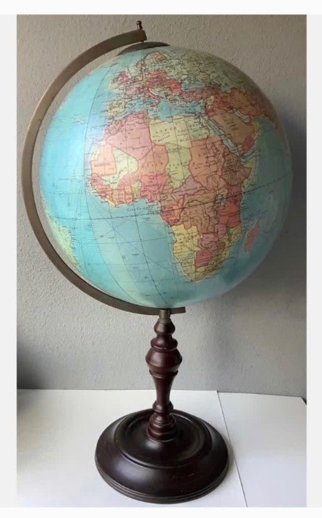 Brocante wereldbol jaren ‘60 hoog 61 cm op houten voet, Gebruikt, Ophalen of Verzenden, X, X