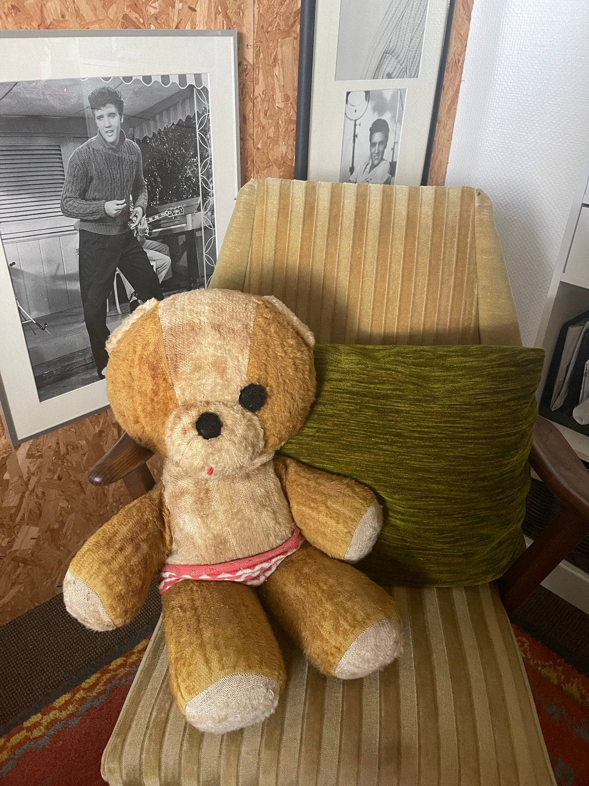 Grote vintage knuffelbeer 60 cm, Gebruikt, Beer, Ophalen of Verzenden, Middelgroot (20 tot 80 cm)