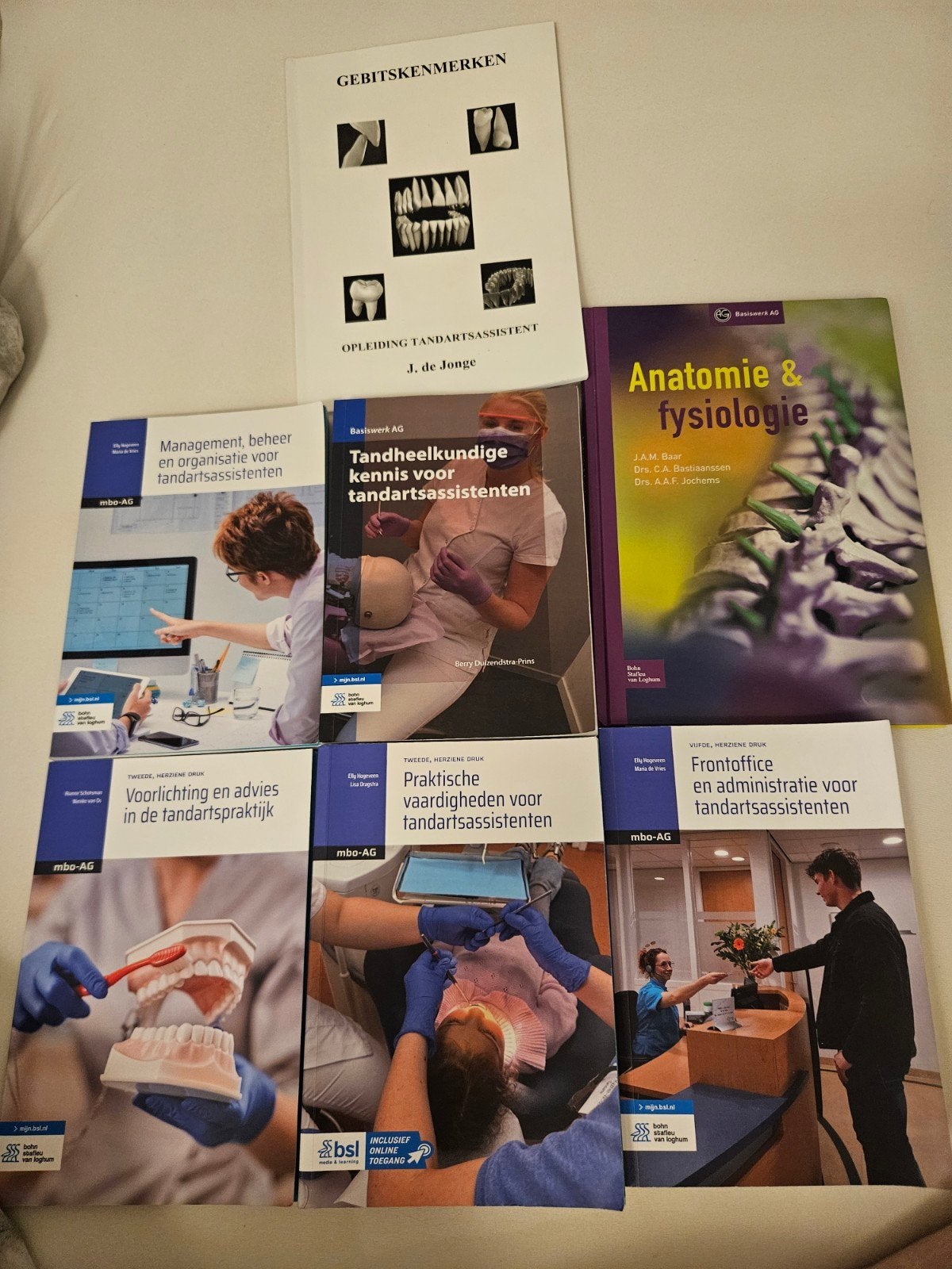 Tandartsassistent Boekenpakket (6 boeken), Boeken, Ophalen of Verzenden, Beta, Zo goed als nieuw, MBO