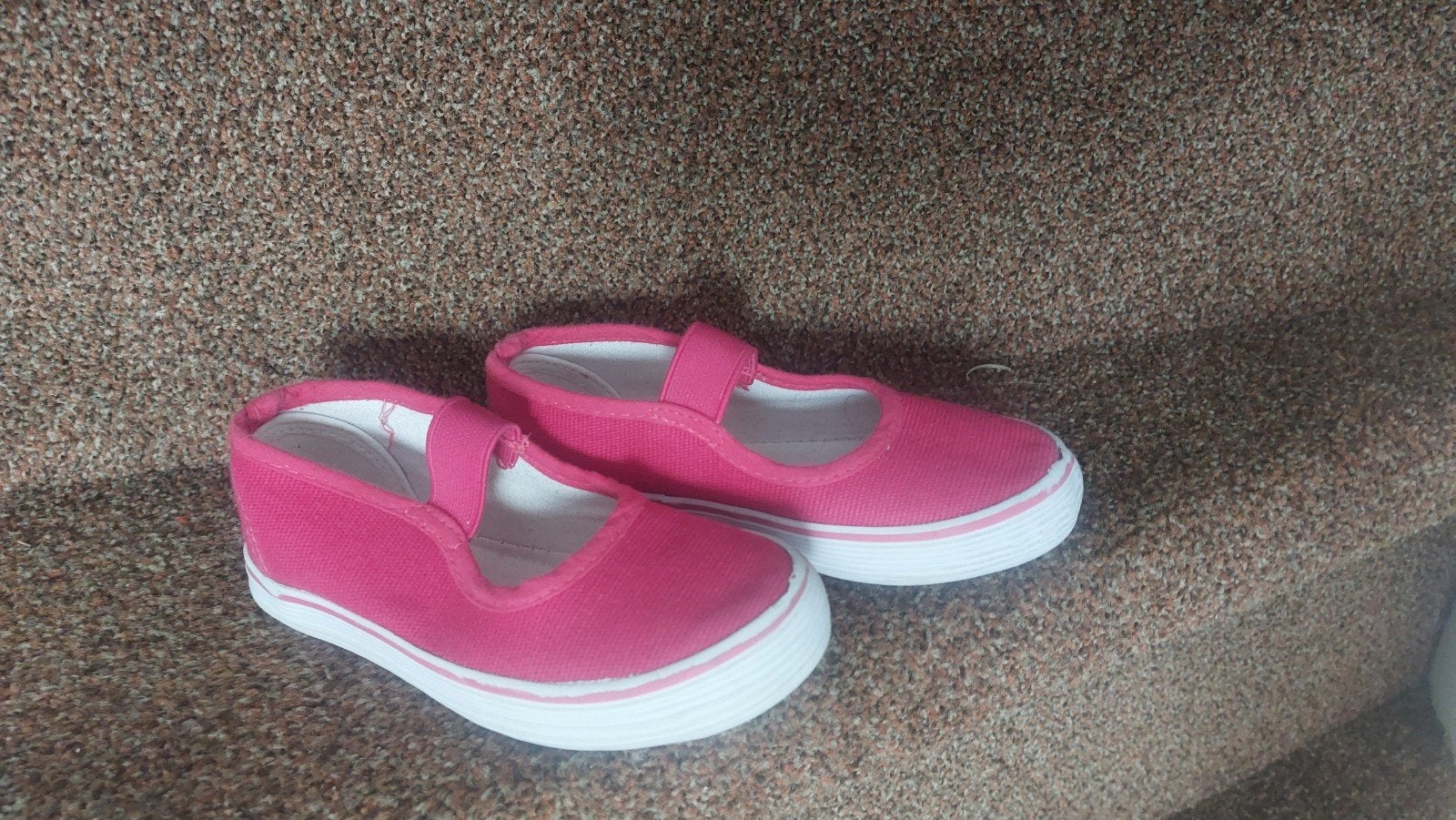 Roze gymschoentjes maat 25, Meisje, Sportschoenen, Ophalen of Verzenden, Zo goed als nieuw