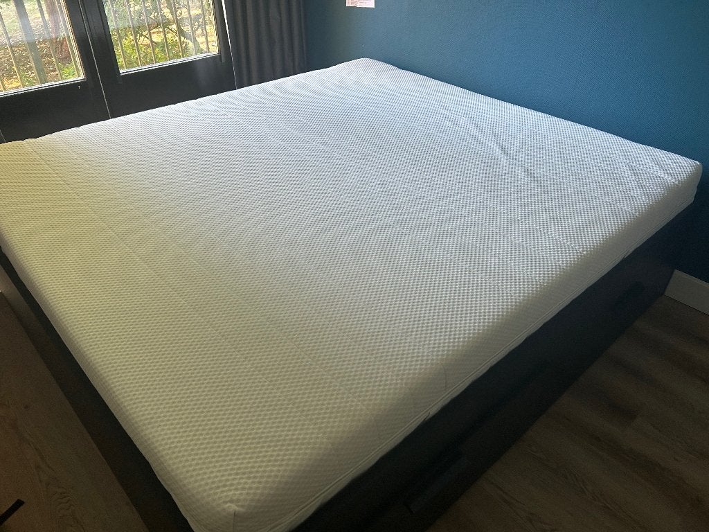 IKEA BRIMNES Bed 180x200 + LÖNSET slatted frames + mattress, Ophalen, Overige materialen, Zwart, Tweepersoons
