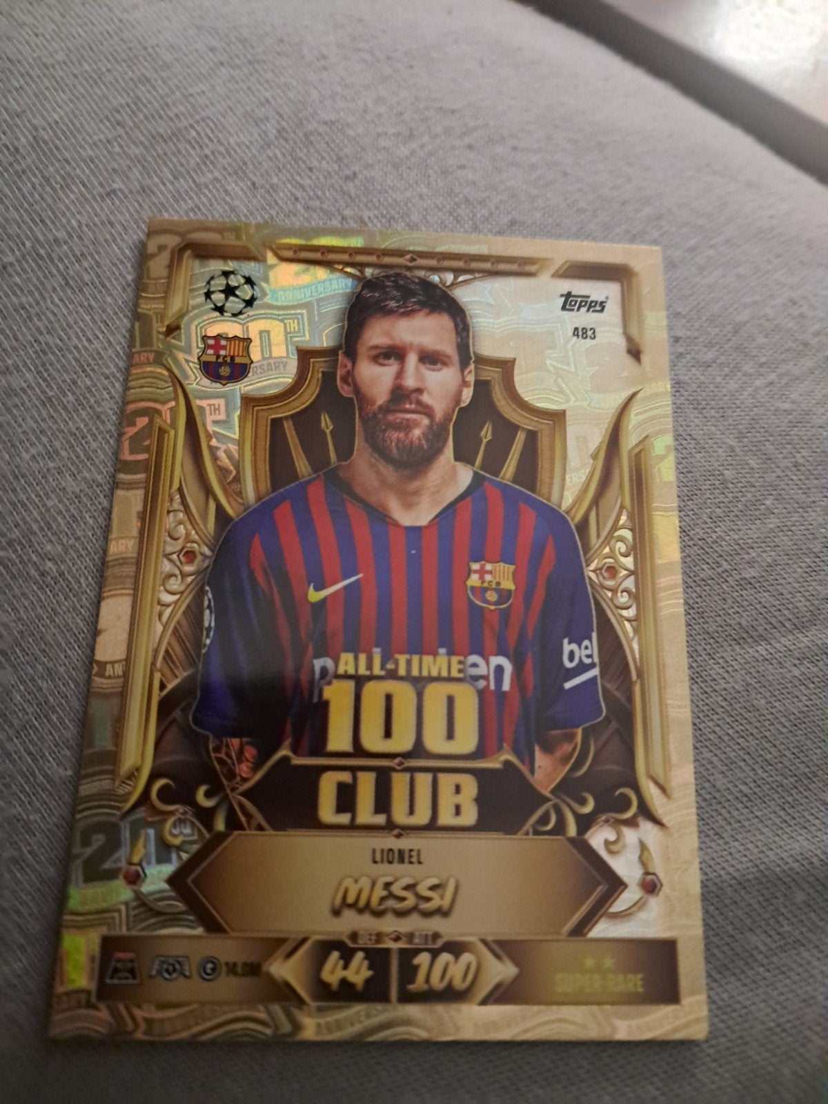 Topps Match Attax 20 Anniversary Lionel Messi. Gouden kaart., Ophalen of Verzenden, Nieuw, Plaatje