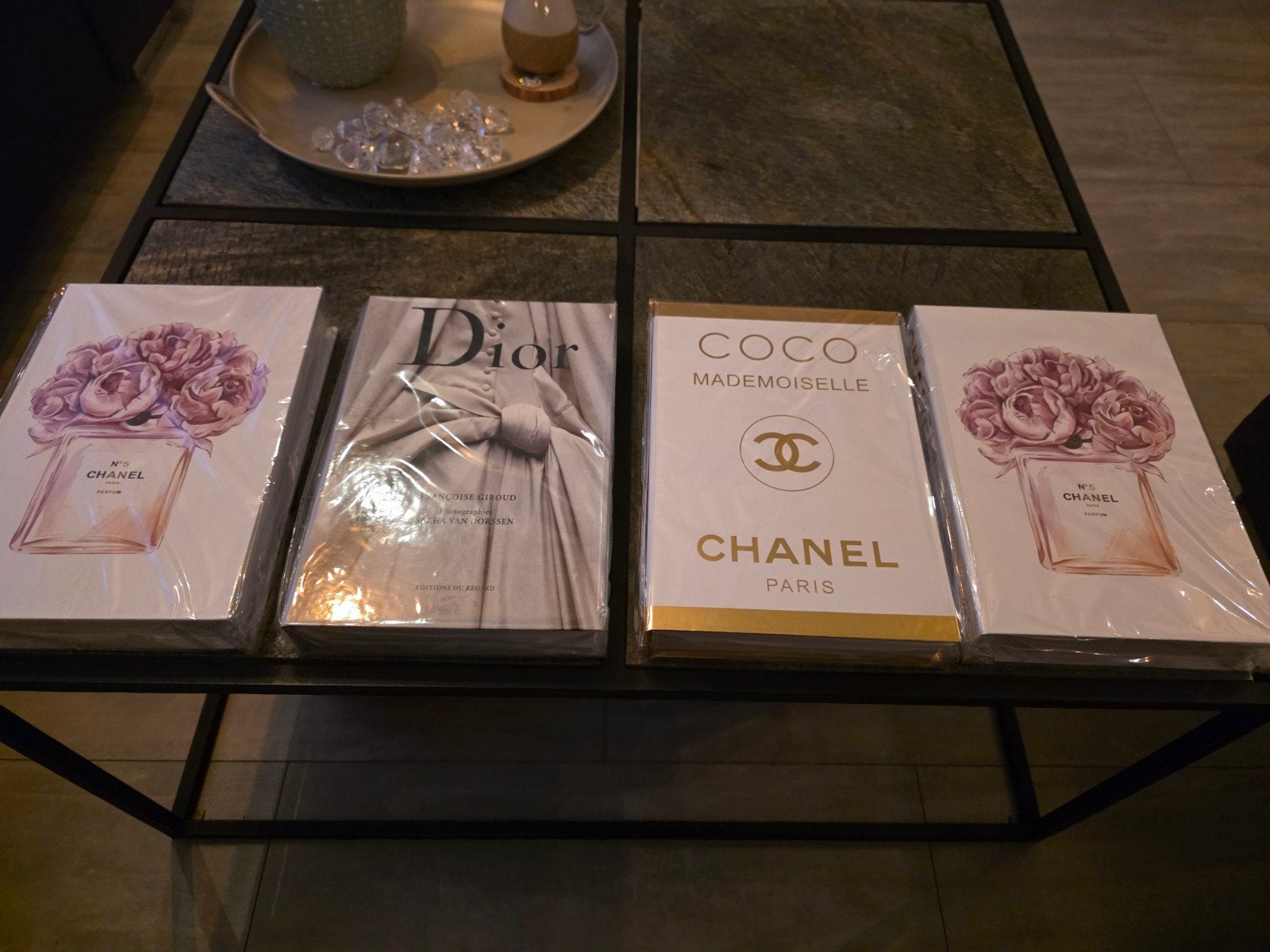 Luxe Opbergboeken Chanel & Dior - Decoratief en Praktisch, Meerkleurig, Nieuw, Ophalen of Verzenden, Modern
