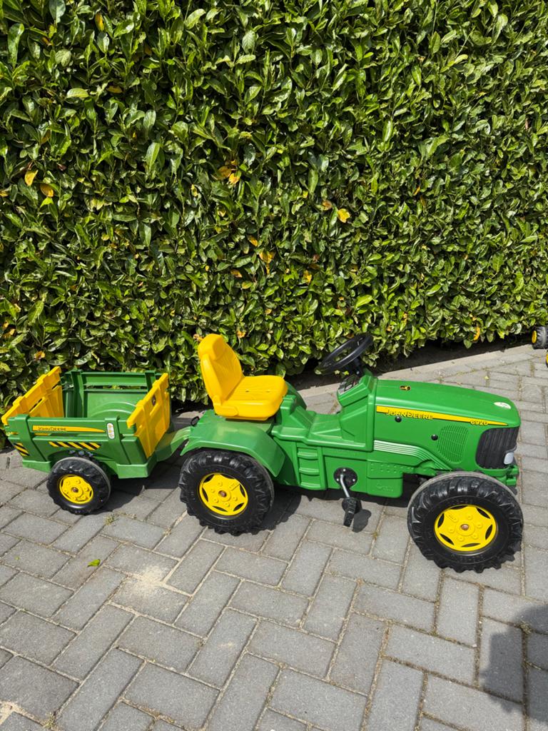 John Deere traptractor met aanhanger, Kinderen en Baby's, Speelgoed | Buiten | Skelters, Ophalen, Zo goed als nieuw