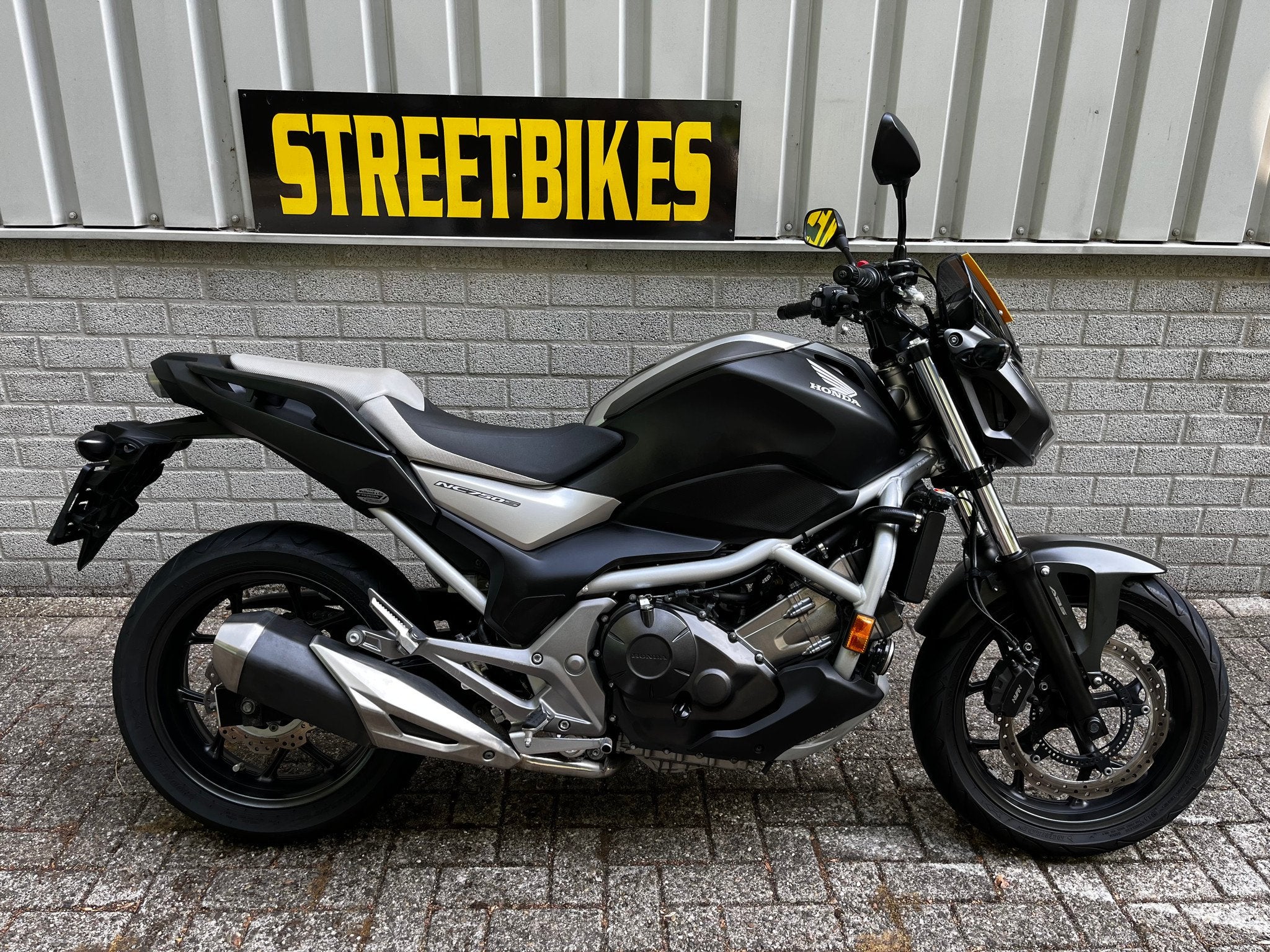 Honda NC 750 S ABS (bj 2017), Motoren, 745 cc, Bedrijf, Naked bike