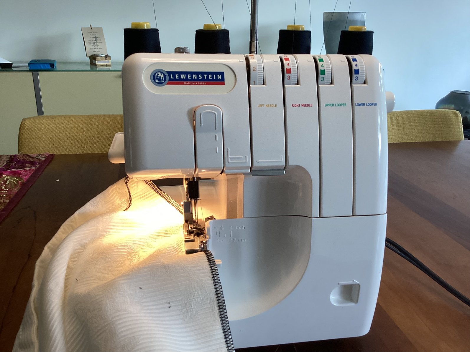 Lewenstein lockmachine 700DE, Ophalen of Verzenden, Zo goed als nieuw, Lockmachine, Lewenstein