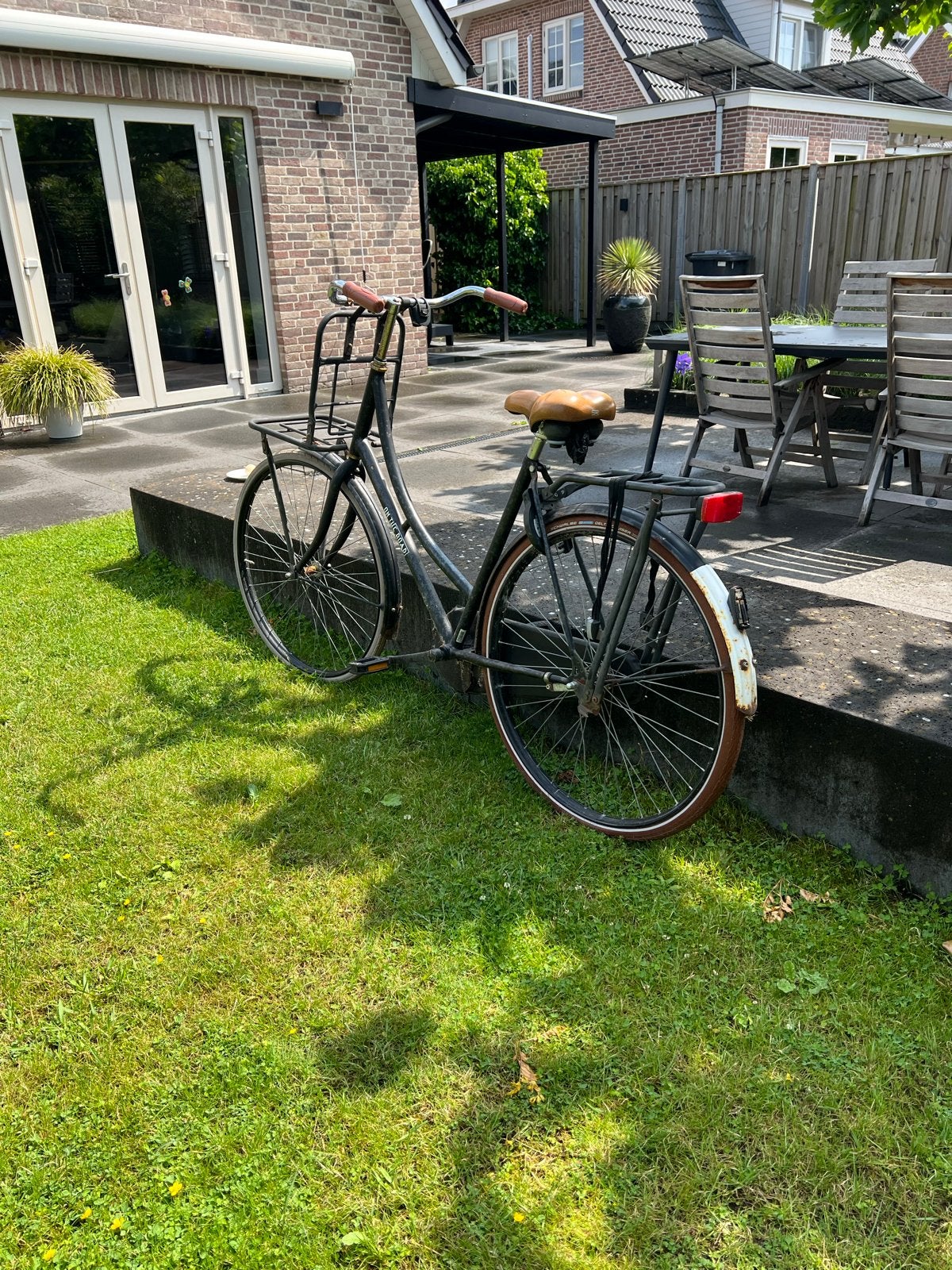 Dames fiets met voor- en achterdrager incl. Slot, Fietsen en Brommers, Fietsen | Dames | Damesfietsen, Terugtraprem, Ophalen, Overige merken