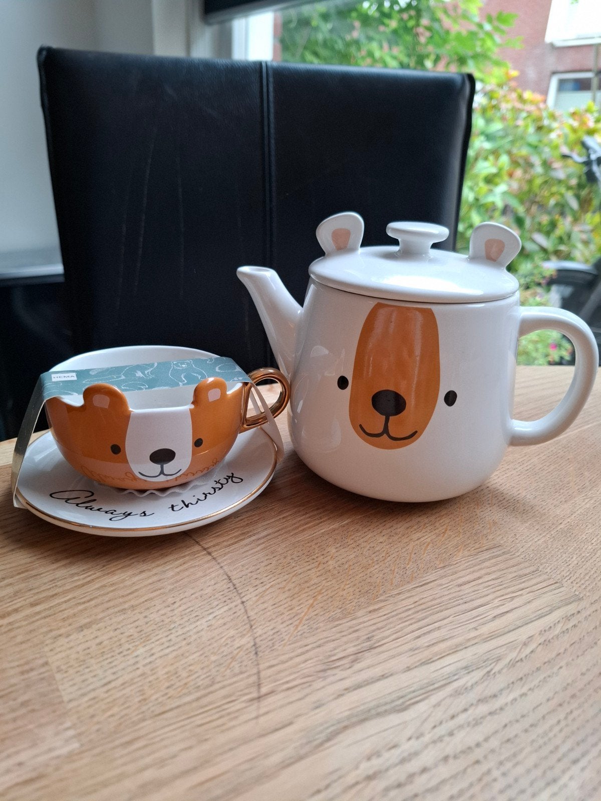 Theepot en theekopje nieuw berenservies, Ophalen, Hema, Nieuw, Theepot