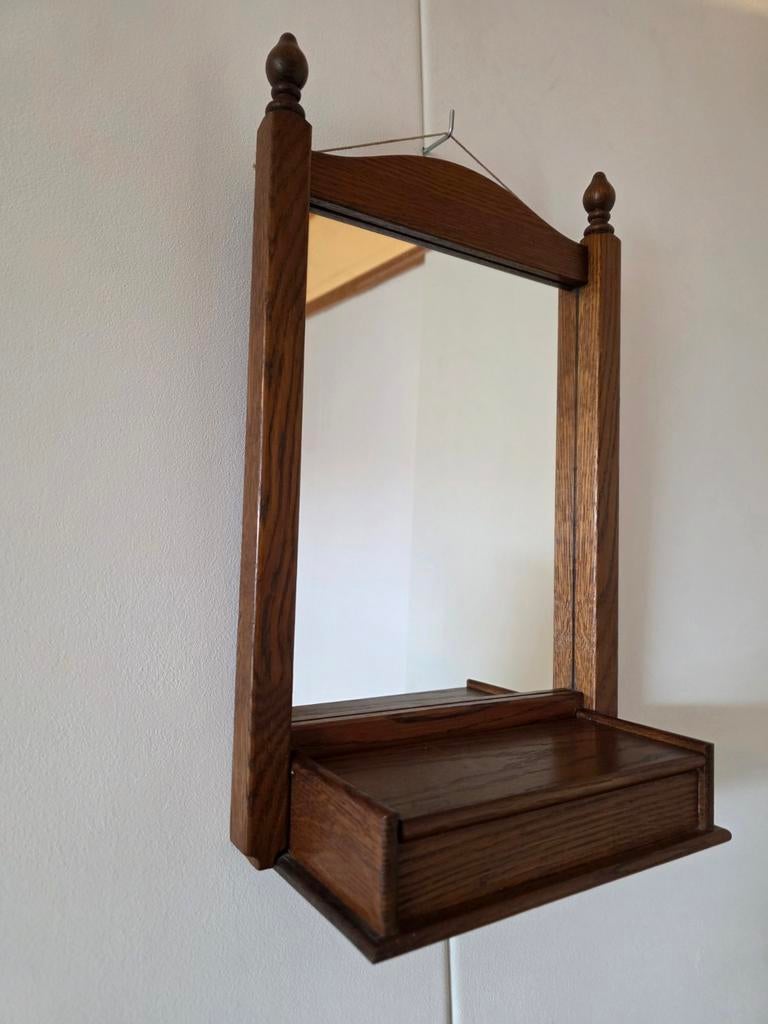 Vintage wandspiegel met opbergvak – Meubelfabriek Oisterwijk, Ophalen of Verzenden, Rechthoekig, Minder dan 50 cm, Minder dan 100 cm
