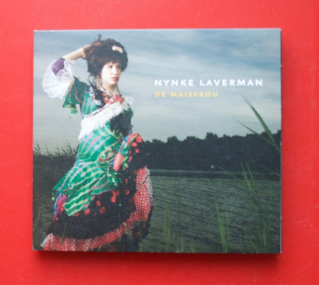 cd Nynke Laverman De maisfrou uit 2006 Friestalig Riedsel, Ophalen of Verzenden, Gebruikt, Album, Traditioneel en Volksmuziek