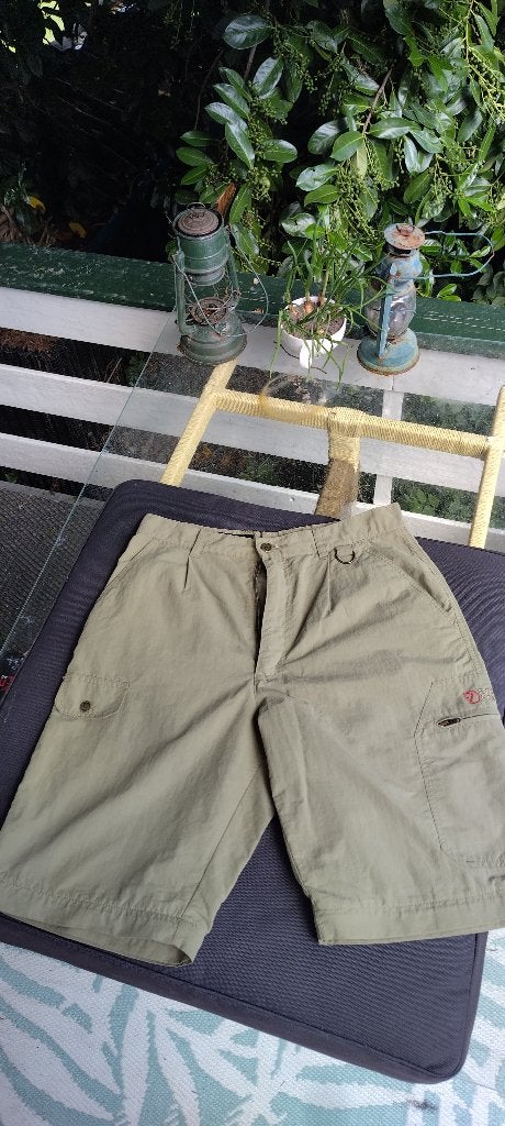 Fjällräven korte broek., Beige, Overige maten, Ophalen of Verzenden, Gedragen