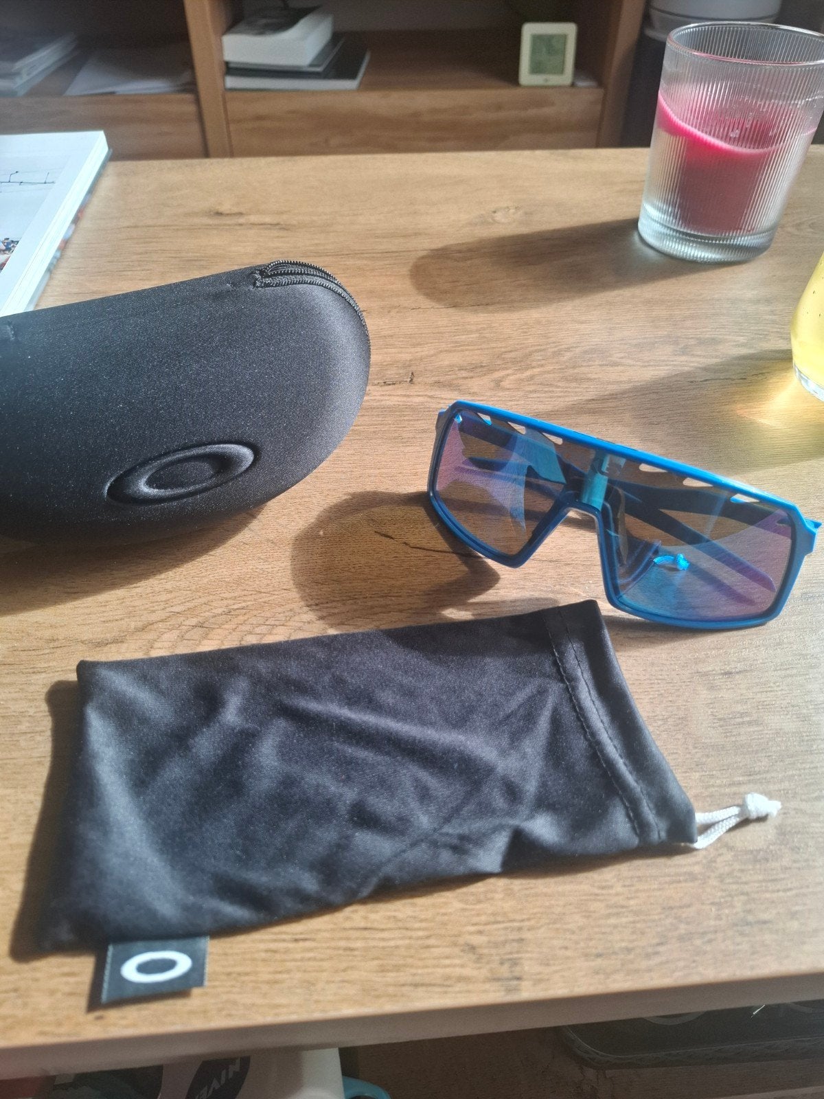 Oakley Sutro, Blauw, Ophalen of Verzenden, Zo goed als nieuw, Oakley