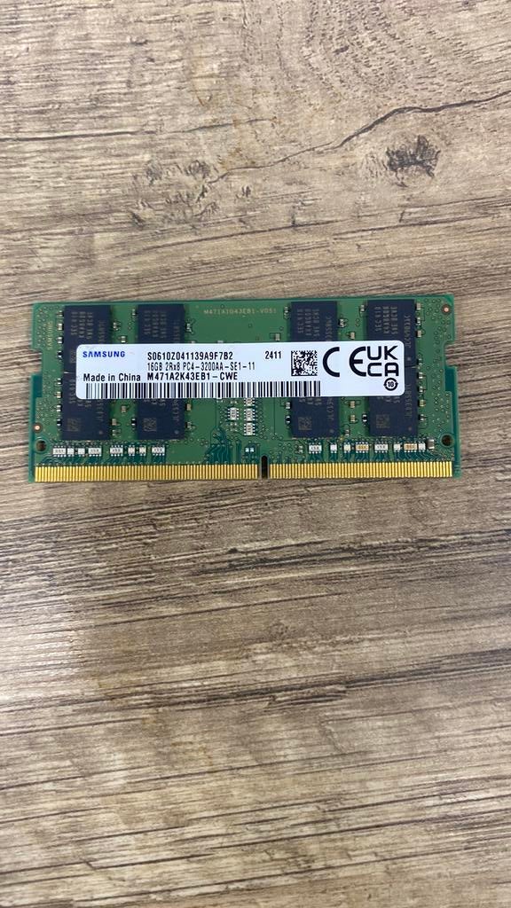 Werkgeheugen, Computers en Software, RAM geheugen, DDR4, Ophalen of Verzenden, Zo goed als nieuw, Desktop