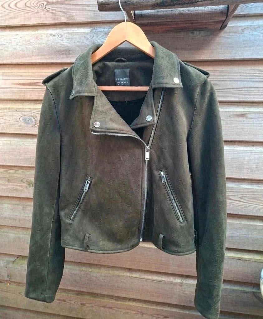 Suède look bikerjack maat 38/40 (M), Kleding | Dames, Jassen | Winter, Maat 38/40 (M), Primark, Ophalen of Verzenden, Zo goed als nieuw