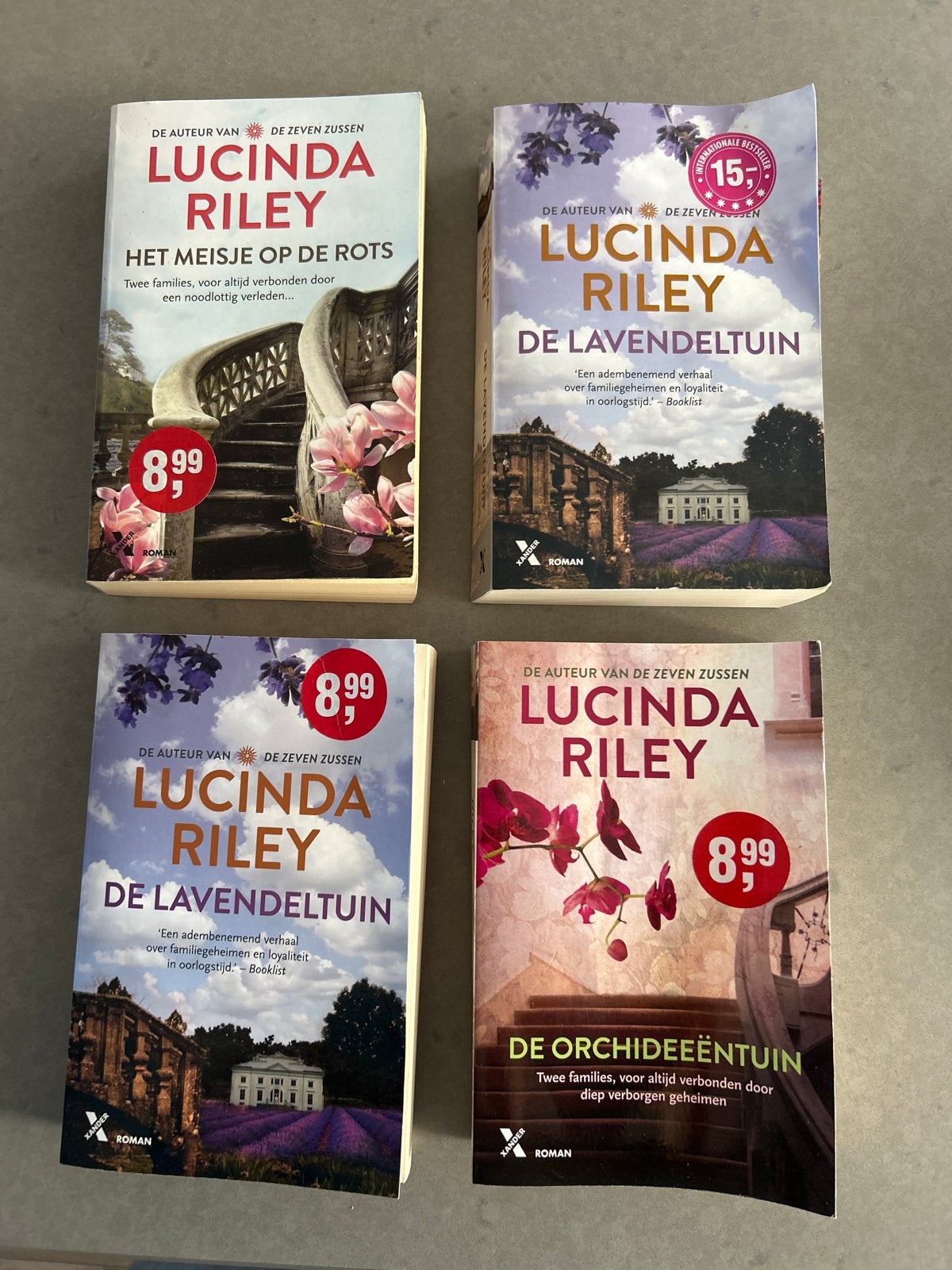 Lucinda Riley boeken: Het Meisje op de Rots, Lavendeltuin, O, Ophalen of Verzenden, Zo goed als nieuw, Nederland