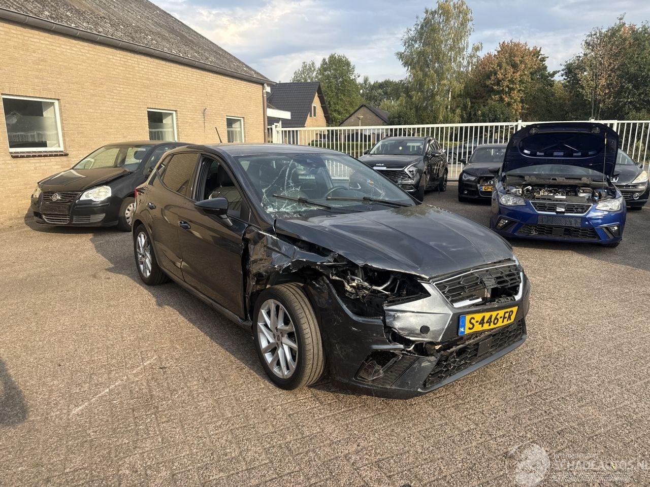 SEAT Ibiza 1.0 EcoTSI FR Business Intense REST BPM €1700,-, Auto diversen, Schadeauto's, Handgeschakeld, Service@seat.de, Zilver of Grijs