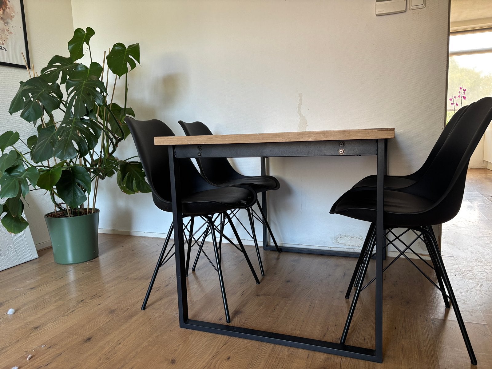 Industrial dining table set, Ophalen, 100 tot 150 cm, 50 tot 100 cm, Zo goed als nieuw