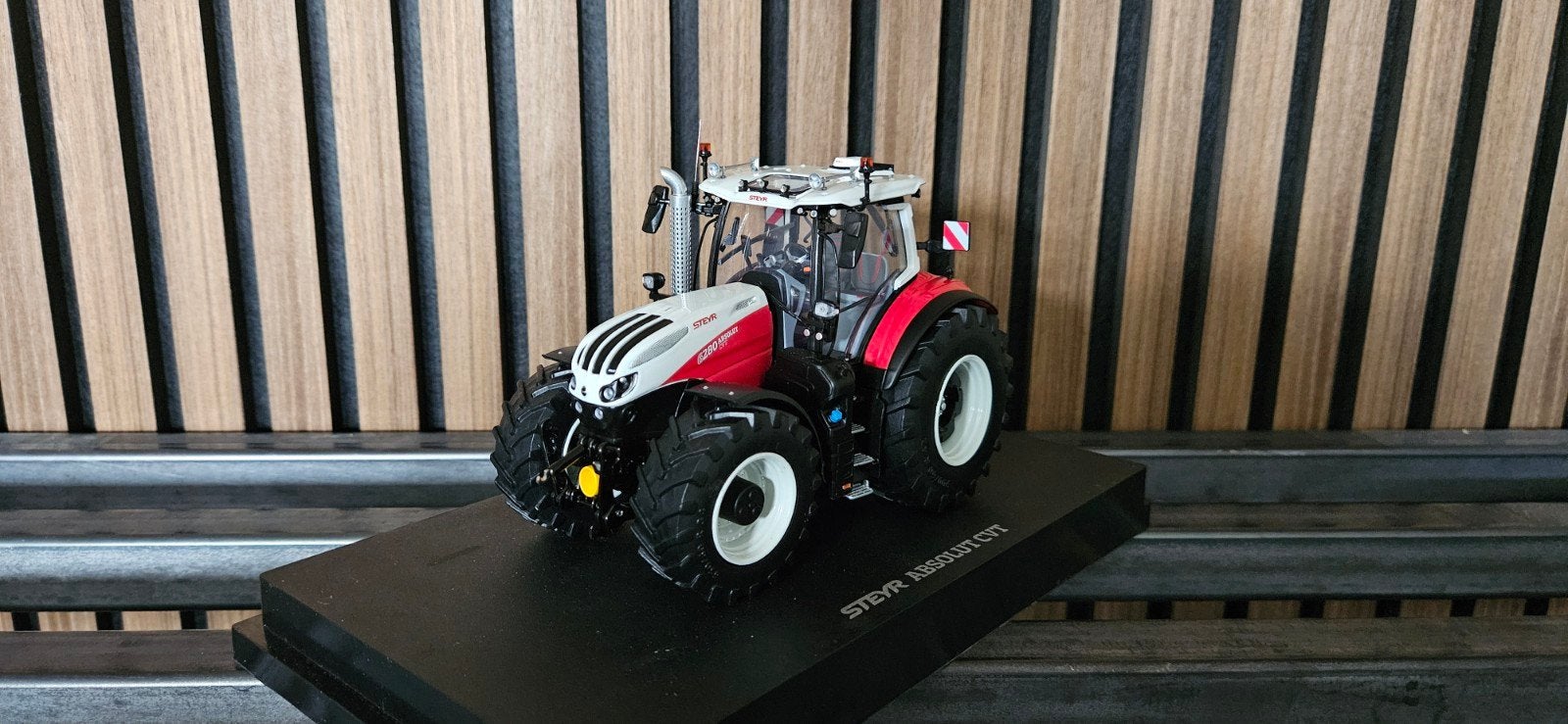 Verbouwde Steyr 6280 Absolut CVT 1:32, Ophalen of Verzenden, Nieuw, Tractor of Landbouw, Universal Hobbies