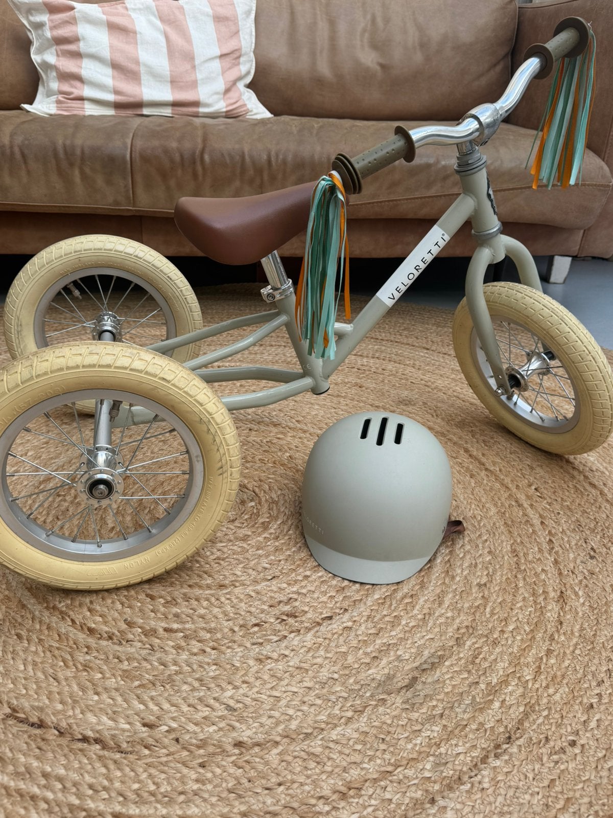 Veloretti Tricycle/Loopfiets 2-in-1 - 1.5-4 jaar, Ophalen of Verzenden, Zo goed als nieuw, Minder dan 16 inch