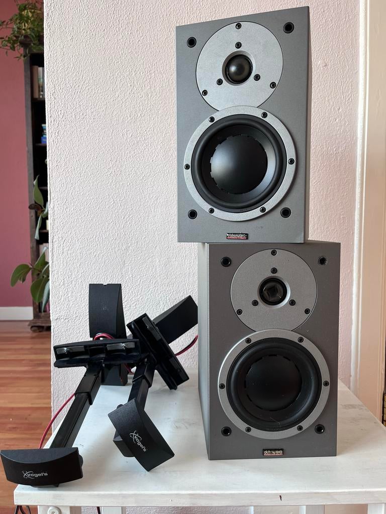 Dynaudio Audience 42 speakers met optionele Vogel's beugels, Ophalen, Gebruikt, Front, Rear of Stereo speakers, Overige merken