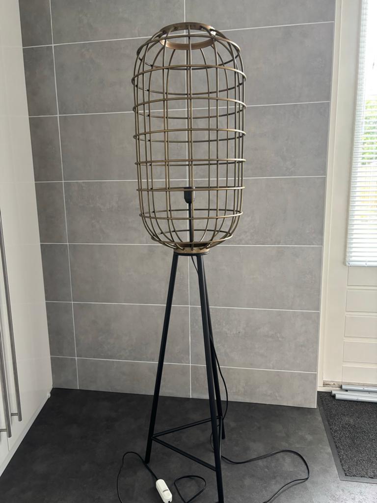 Industriële vloerlamp, Ophalen, Zo goed als nieuw, Metaal, 150 tot 200 cm