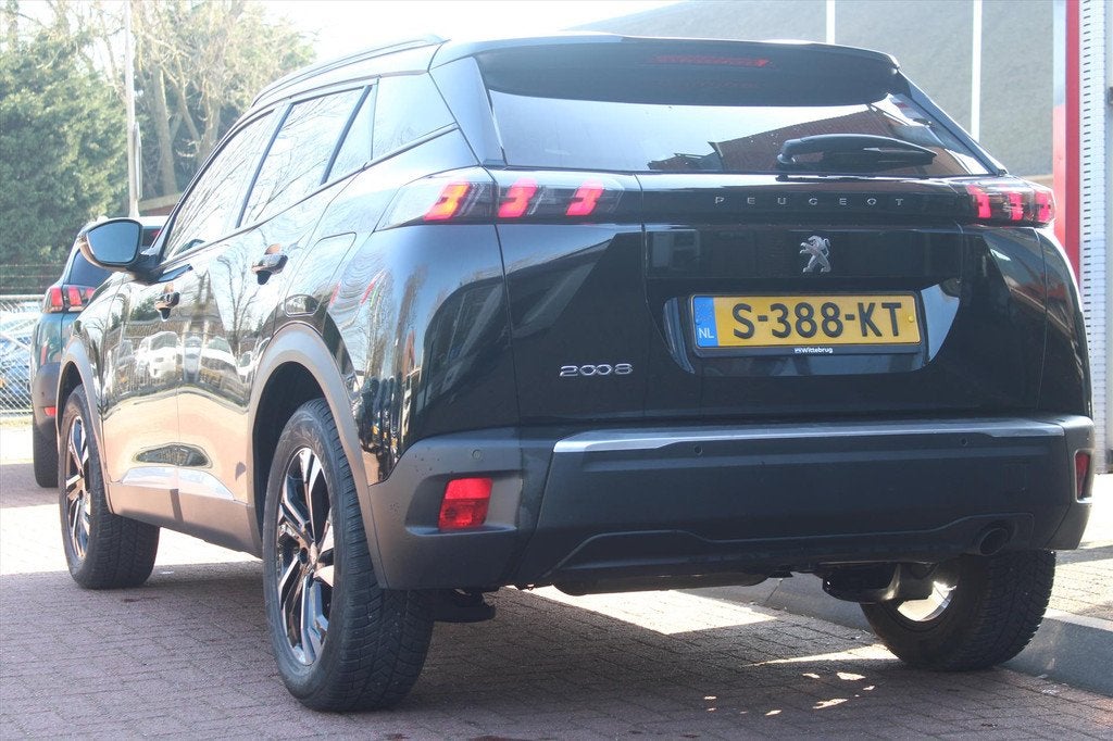 PEUGEOT 2008 1.2 Puretech *Allure* | Half- Leder | Carplay |, Gebruikt, 1199 cc, Leder en Stof, Zwart
