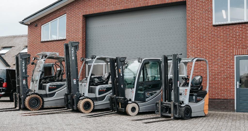 Diverse heftrucks/reachtrucks/stapelaars te koop!