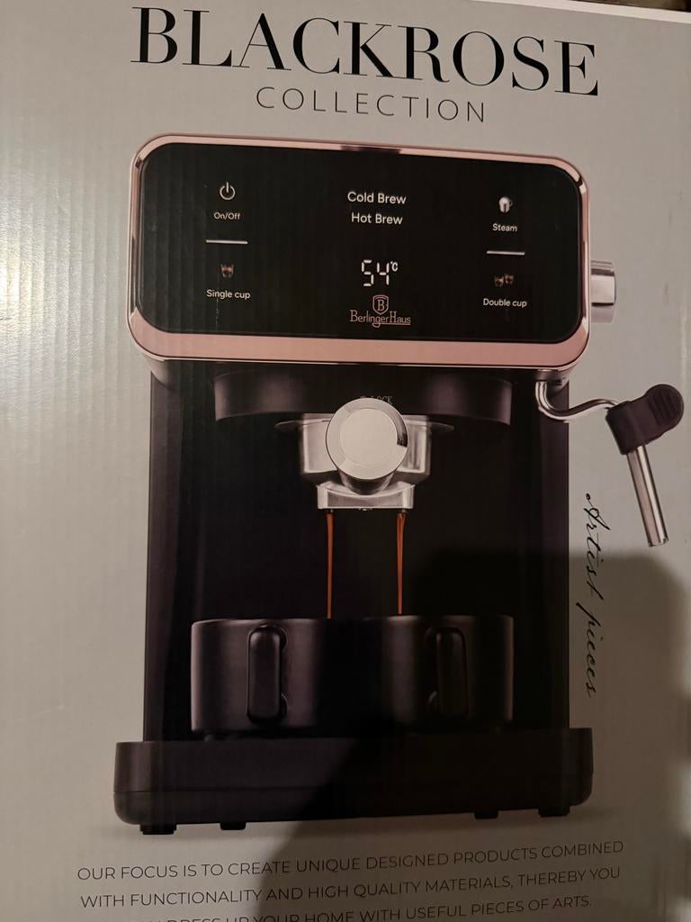 Berlinger Haus BH9732 3-in-1 Espresso Apparaat Zwart/Roségou, Witgoed en Apparatuur, Koffiezetapparaten, Afneembaar waterreservoir