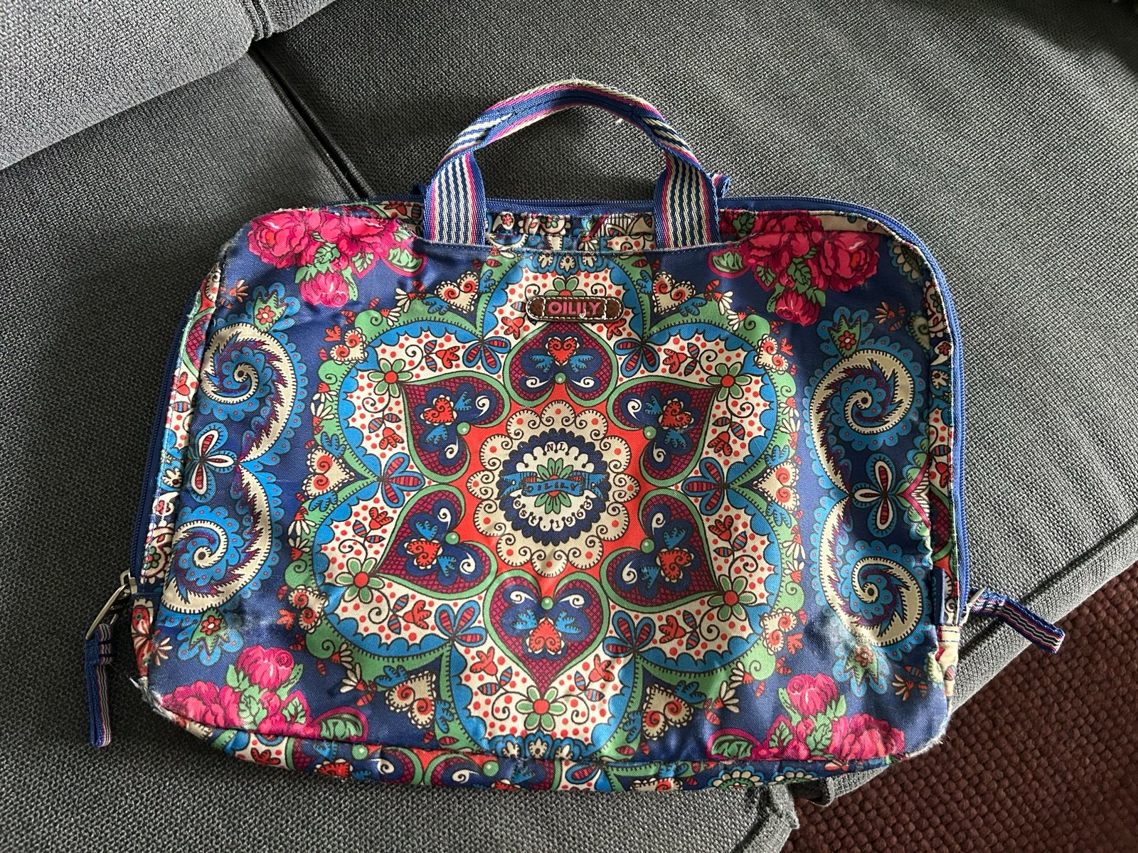 Kleurrijke laptophoes met bloemenprint, Computers en Software, Gebruikt, Gevoerd laptopvak, 15 inch, Ophalen of Verzenden