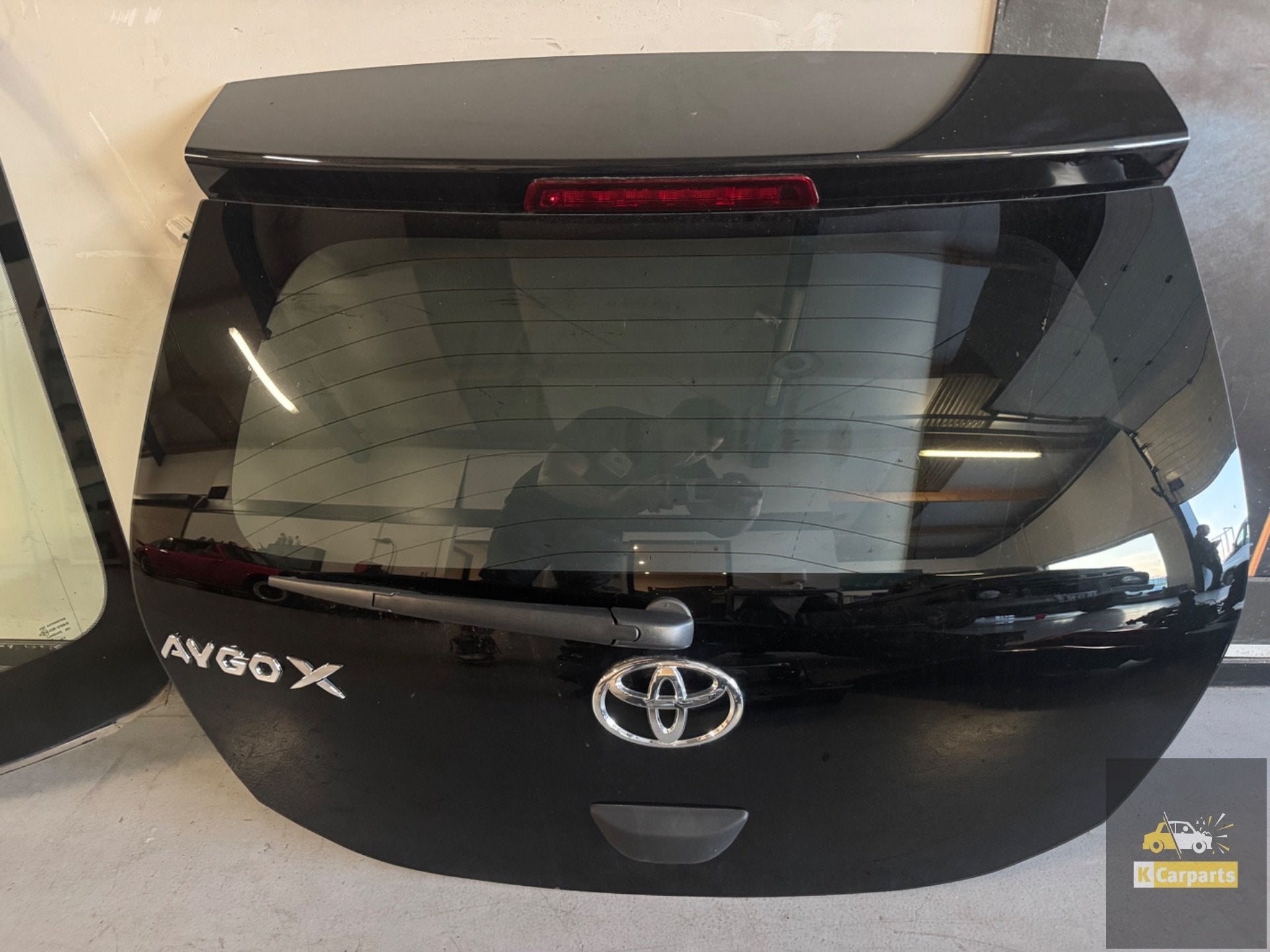Toyota Aygo X Achterklep Origineel 2023-Heden Origineel zwar