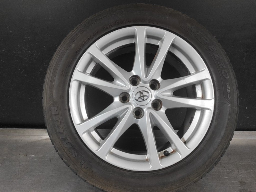 Velgen set + banden Toyota Avensis 2011 ( 215-55-R17 ), Banden en Velgen, 17 inch, Ophalen of Verzenden, Personenwagen