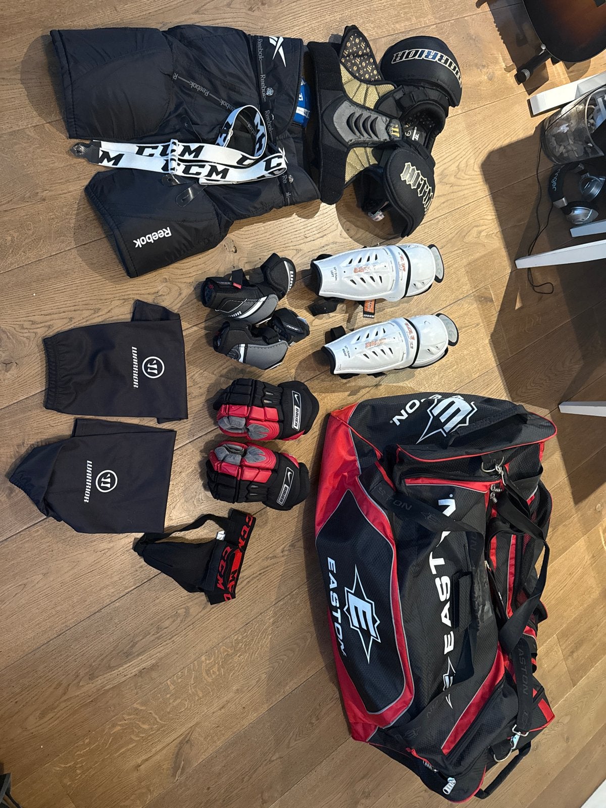 Complete ijshockey set junior (10-13 jaar), Sport en Fitness, Ophalen of Verzenden, Gebruikt, Bescherming