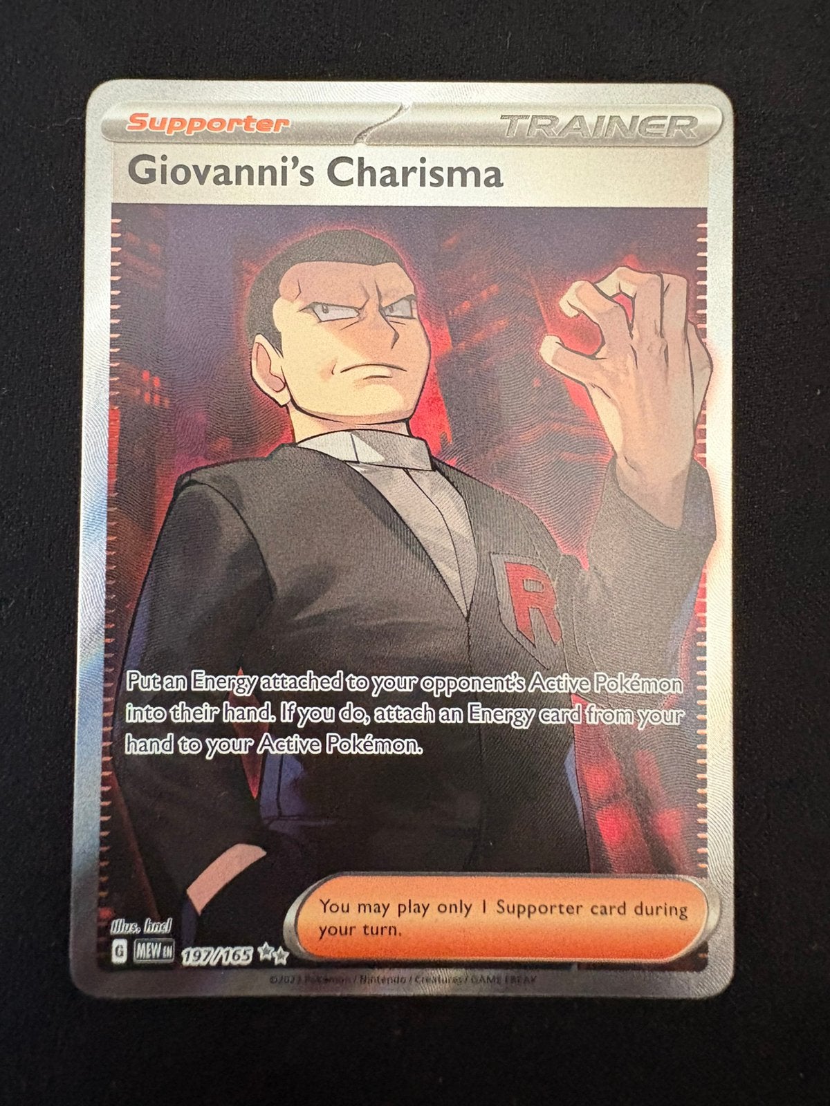 Giovanni’s charisma #MEW197, Ophalen, Zo goed als nieuw