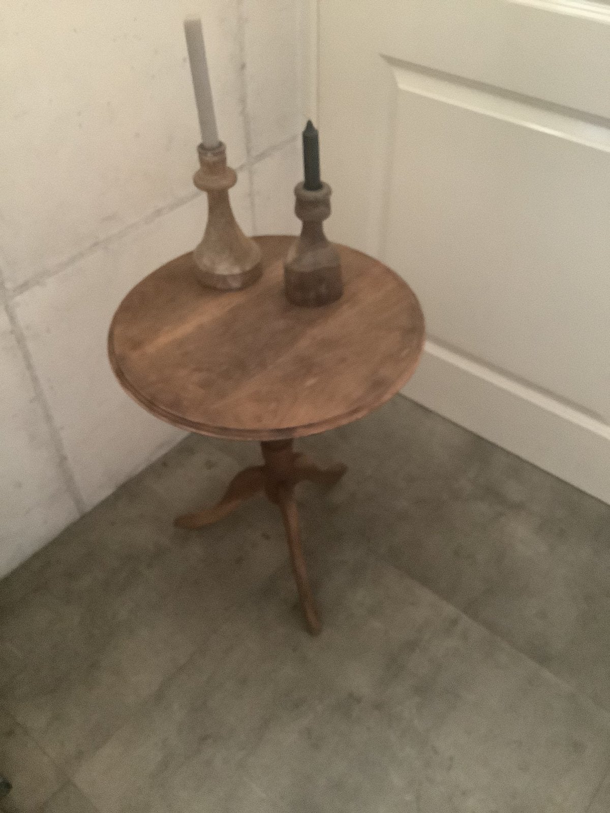 Wijntafel rond vintage eiken verouderd €85, Antiek en Kunst, Ophalen