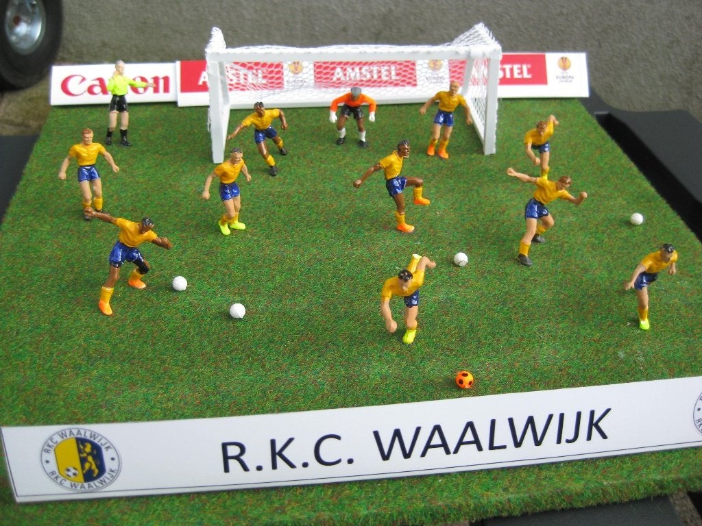 RKC, Verzenden, Nieuw, Buitenlandse clubs