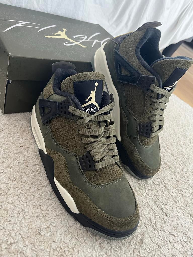 Jordan 4 Retro SE Craft - Olive Green - maat 40,5, Kleding | Heren, Schoenen, Ophalen of Verzenden, Zo goed als nieuw, Overige kleuren