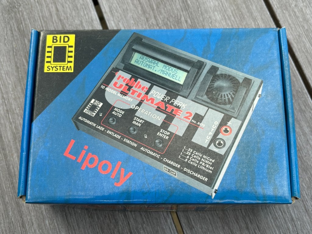 Robbe Ultimate 2 powerpeak charger   zgan!!!!!!, Ophalen, Zo goed als nieuw, Overige schalen, Onderdeel