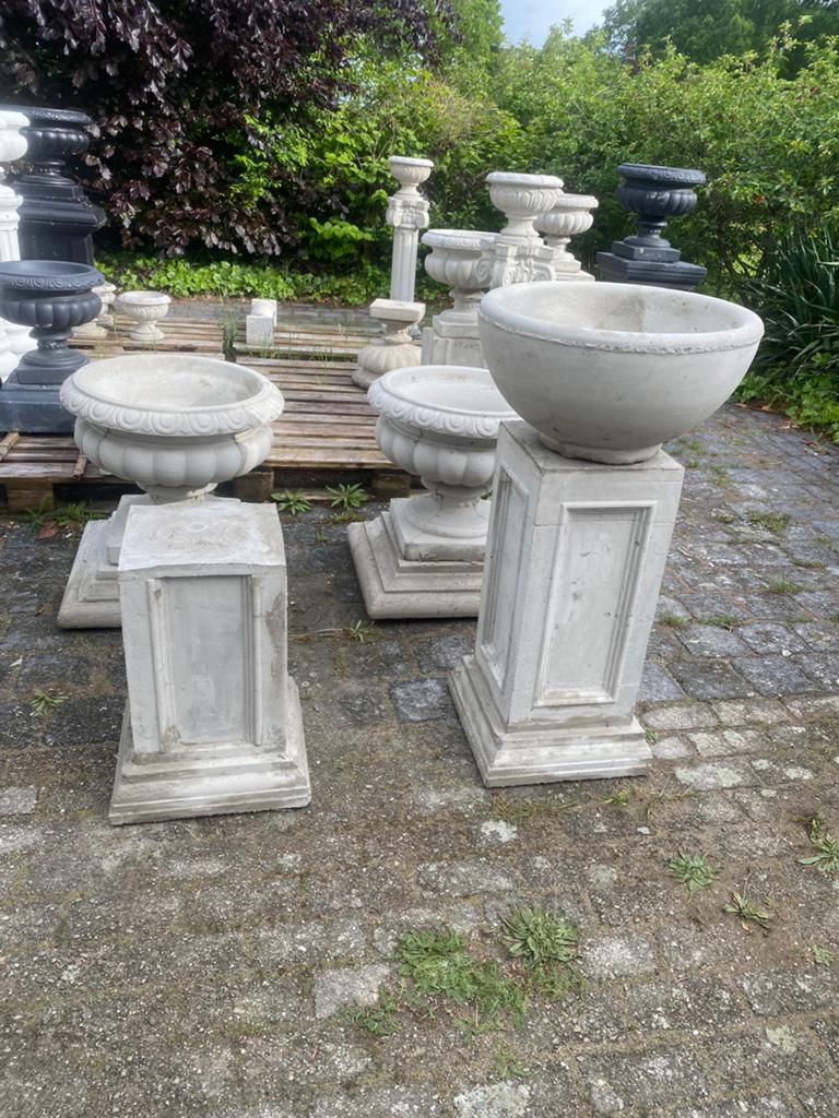 Betonnen zuil met betonnen schaal 60 of 80 cm hoog 40 breed, Ophalen, Nieuw