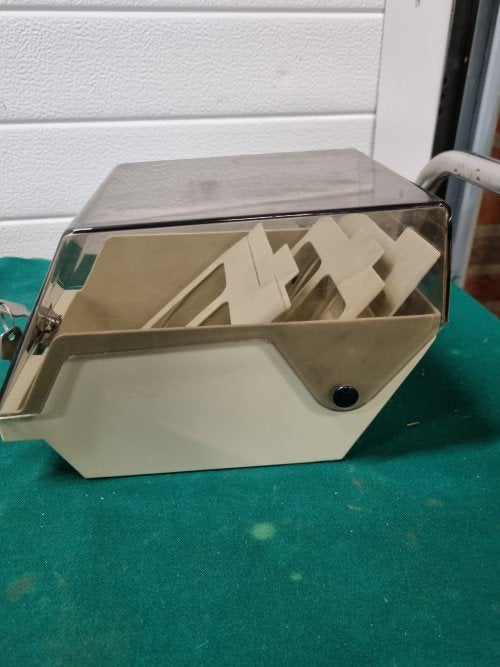 floppi box vintage met sleutels, Ophalen of Verzenden