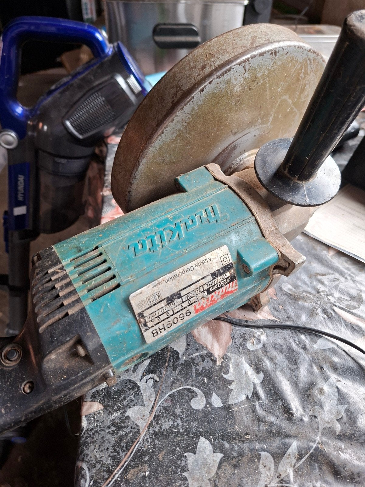 Makita 9609HB Haakse Slijpmachine 230mm 2000W, Doe-het-zelf en Verbouw, Gereedschap | Slijpmachines, Ophalen of Verzenden