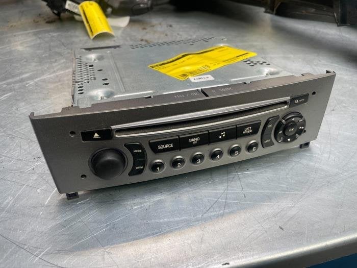 Radio van een Peugeot 308, Gebruikt, -, -, Ophalen of Verzenden