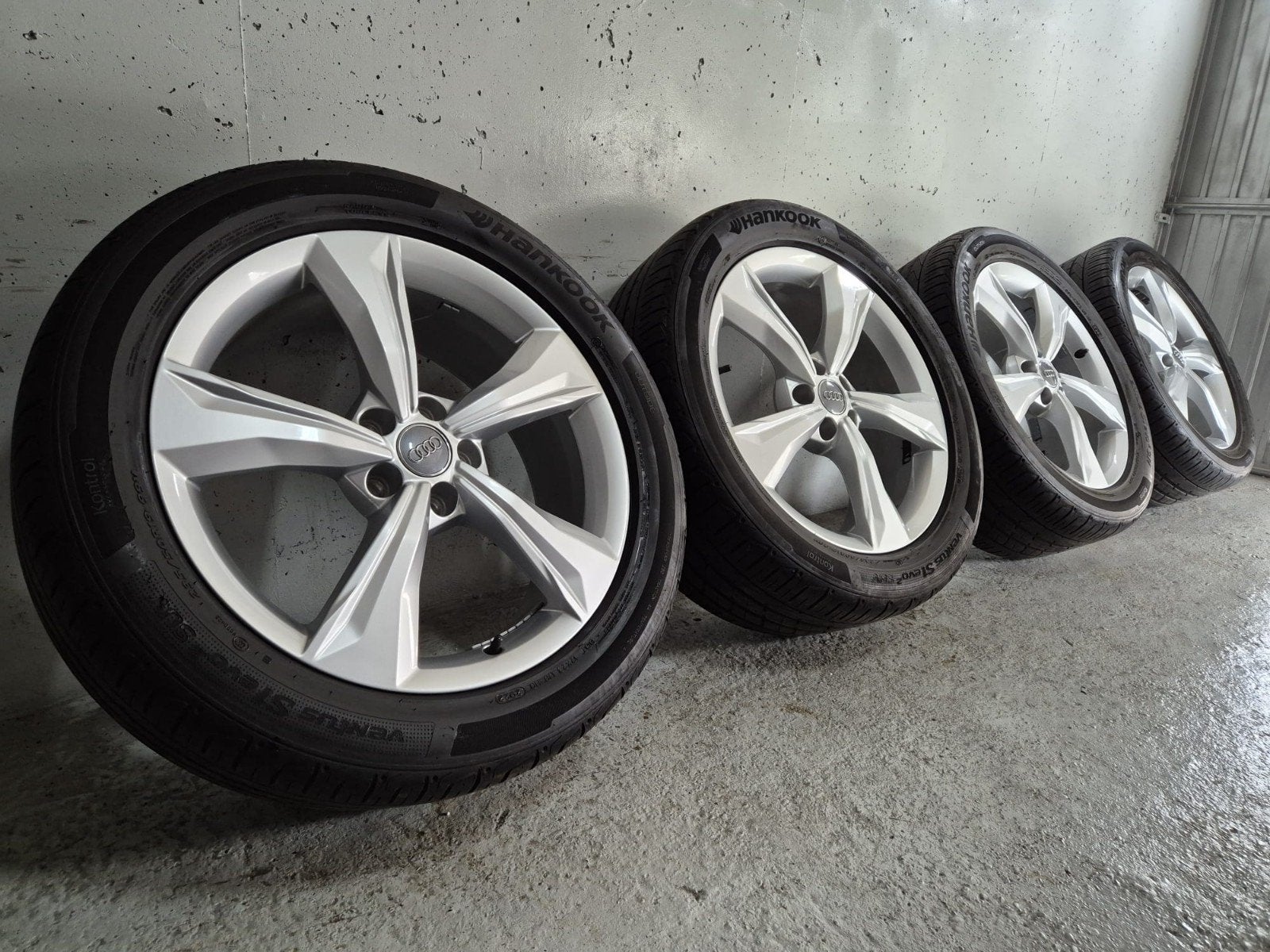 5x112/19 Inch Orgineel Audi Q3 Velgen, Auto-onderdelen, Banden en Velgen, Nieuw, 235 mm, Zomerbanden