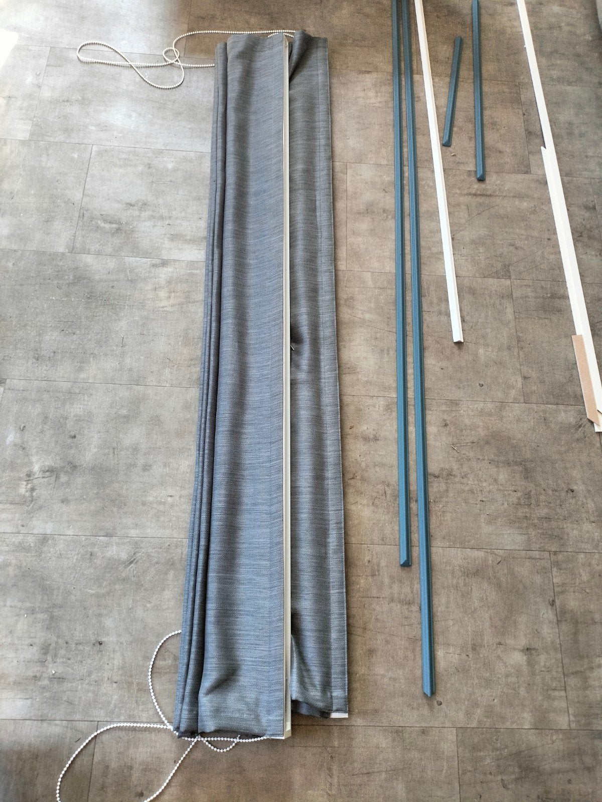 2x Grijs/blauw Vouwgordijn, Huis en Inrichting, Ophalen, Vouwgordijn, Grijs, Verduisterend