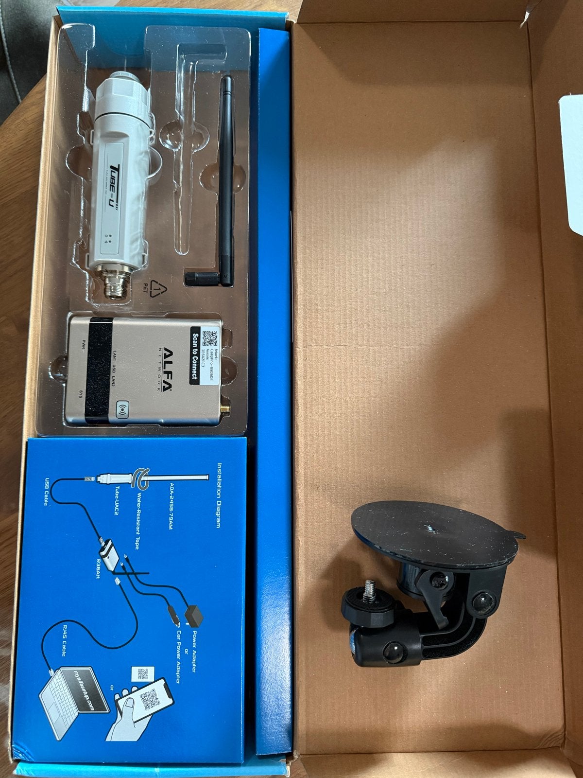 Alfa Network WiFi-Camp Pro 3 - Complete WiFi-oplossing, Ophalen, Zo goed als nieuw, Router met modem