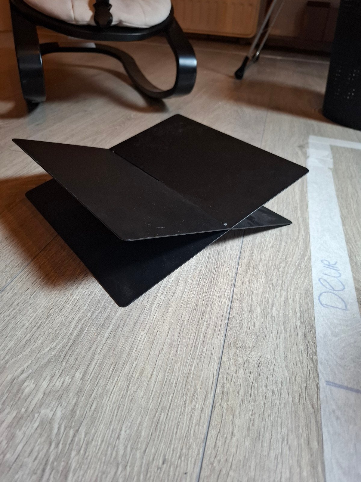 Zwart metalen boekenstandaard, Huis en Inrichting, Zwart, Ophalen of Verzenden, Zo goed als nieuw, Metaal