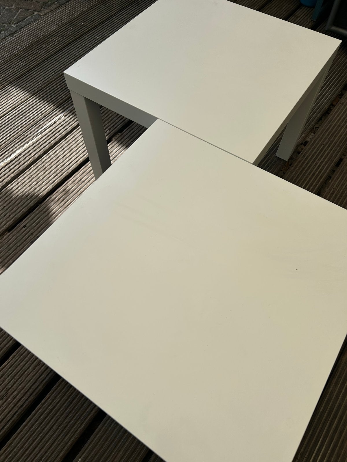 Twee witte LACK Ikea bijzettafels, Huis en Inrichting, Tafels | Bijzettafels, Gebruikt, Vierkant, 55 tot 75 cm, Hout