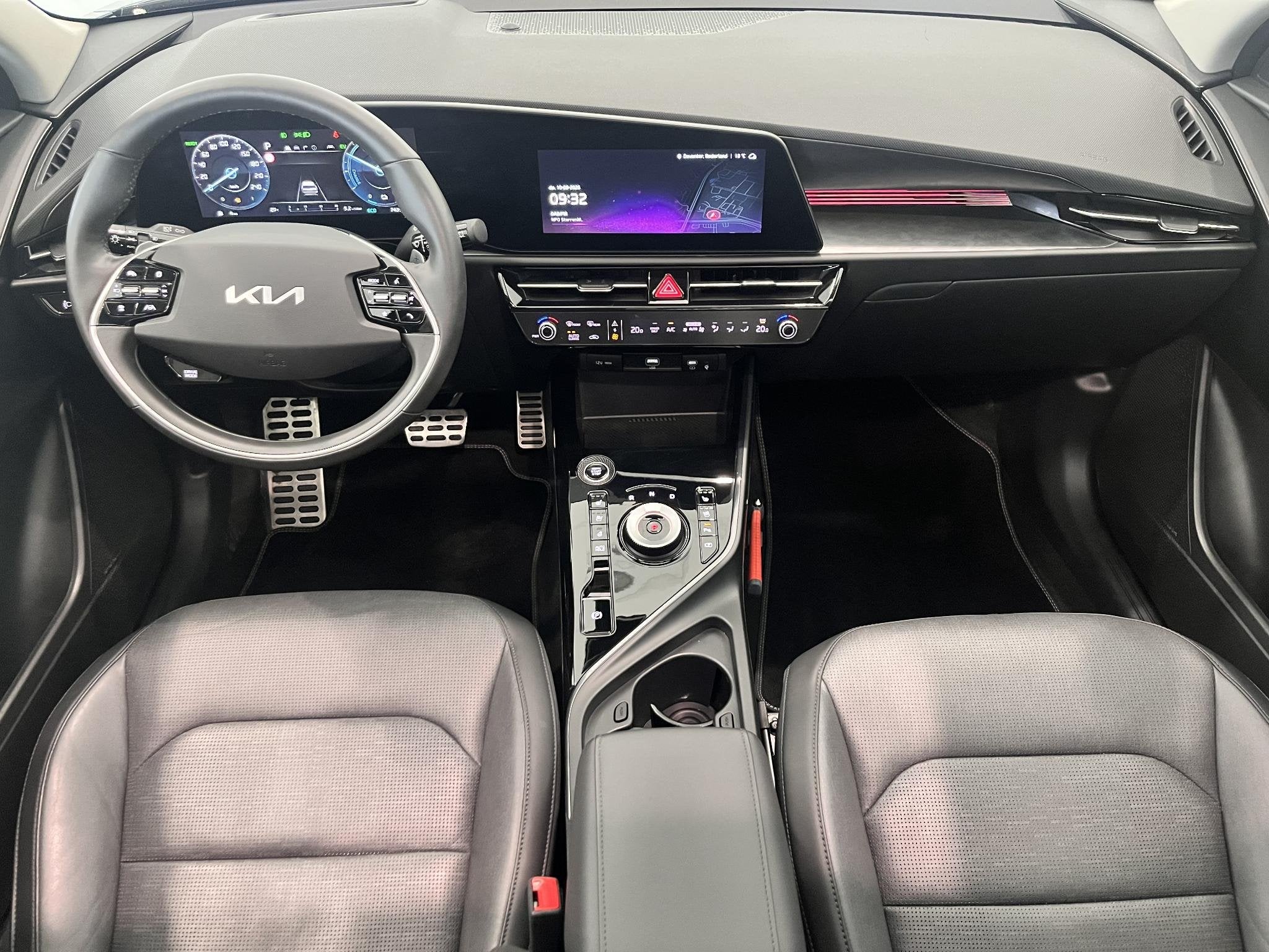 Kia Niro 1.6 GDi Hybrid ExecutiveLine | Schuif-/kanteldak |, 1374 kg, Gebruikt, Met garantie (alle), Origineel Nederlands